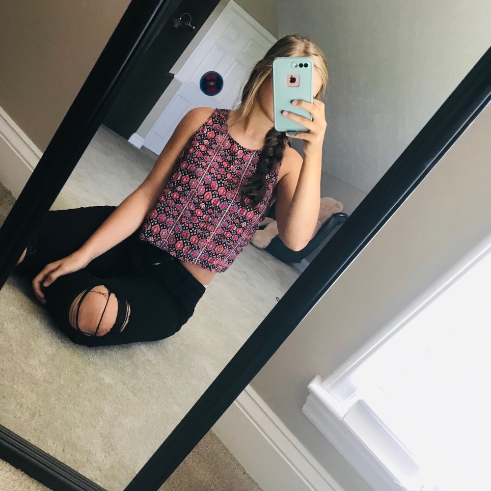cute patterned tank - Picture 5 of 5